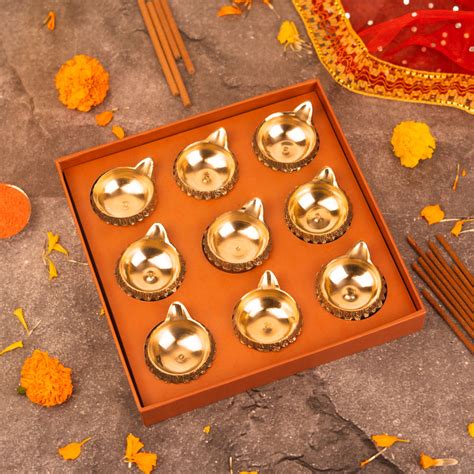 Pure Brass Kuber Diya Gift Set | Set of 9 diyas – ServDharm