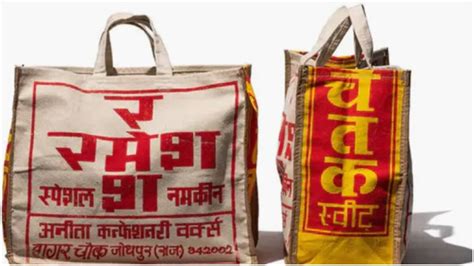 US brand sells humble jhola as 'Indian Souvenir Bag' for Rs 4,228. No ...
