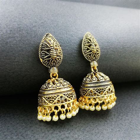 Exquisite Pearls Earring – Shoppers Point India