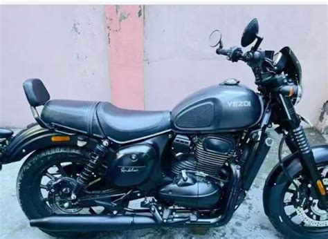 Used Yezdi Roadster Dark Smoke Grey 2022 Model (PID-1421263129) Bike ...