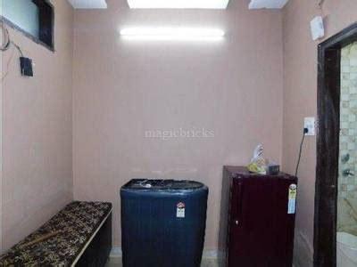 Rent 1 BHK Builder Floor Apartment in Sector 6 Rohini, New Delhi - 26 ...