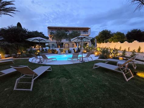 Loadstar Rooms & Suites - Kontokali, Corfu
