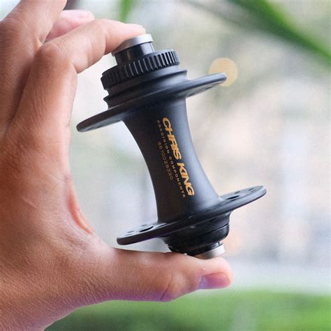 【CHRIS KING】R45D FRONT HUB (TWO TONE BLACK GOLD/28H) | Humhumhug Online ...