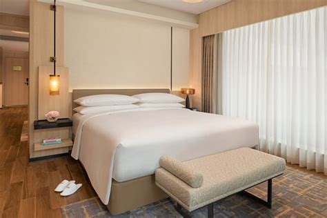 MARRIOTT EXECUTIVE APARTMENTS BENGALURU UB CITY - Hotel Reviews, Photos ...