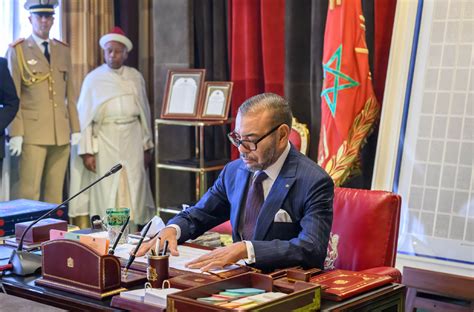 جلالة الملك محمد السادس نصره الله يستقبل ويعين وزراء جددا وكتاب دولة ...