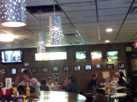 The HappiTraveler: The High Life Lounge - Des Moines, Iowa