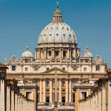 Download Beautiful St. Peter's Basilica Vatican Wallpaper | Wallpapers.com