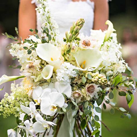 15 Calla Lily Wedding Bouquets