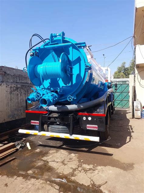 Sewer Suction Cum Jetting Machine - 6000 Ltr Capacity Sewer Suction Cum ...