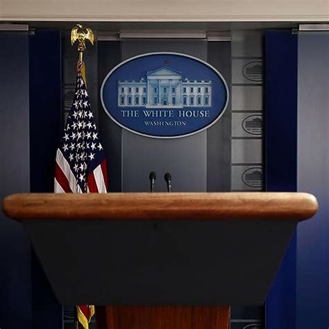 White House: Press Briefings : White House: Amazon.in: Books