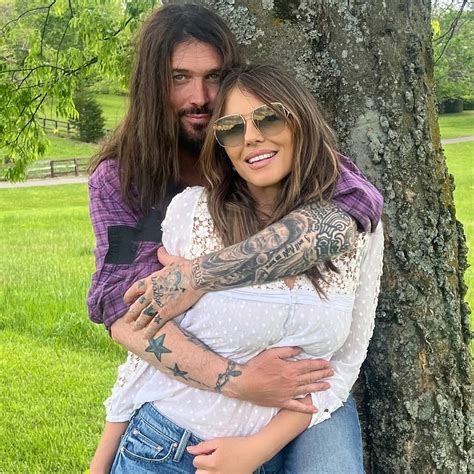 Elizabeth Hurley's Dating History Before Billy Ray Cyrus