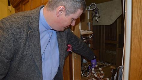Vandals urinate and defecate in Protestant church in Derry – The Irish ...