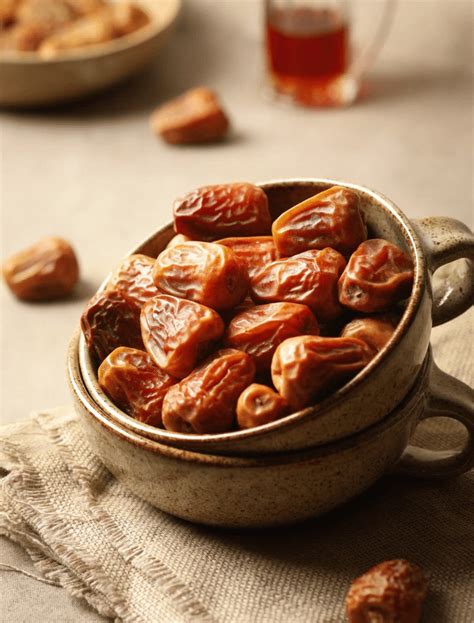 SUKKARI DATES DRY PREMIUM – Ahlan Luxury Gourmet LLP