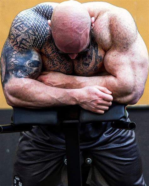Muscle Lover - The World of Bodybuilders: Giant strong man from Austria - Gerald Gschiel