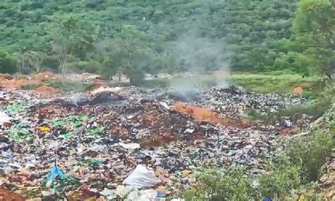 AMMK’s signature campaign to remove trash mound
