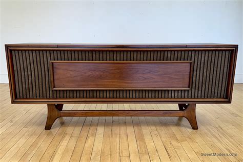 Sleek Mid-century Modern GE Console Stereo - MCM Vintage Console ...