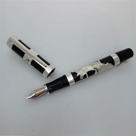 Vintage Pen Store - Collection of all types of Pens
