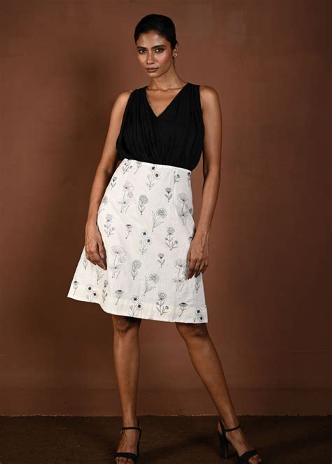 Buy Latest Indo Western Dresses Online – Anvi Couture