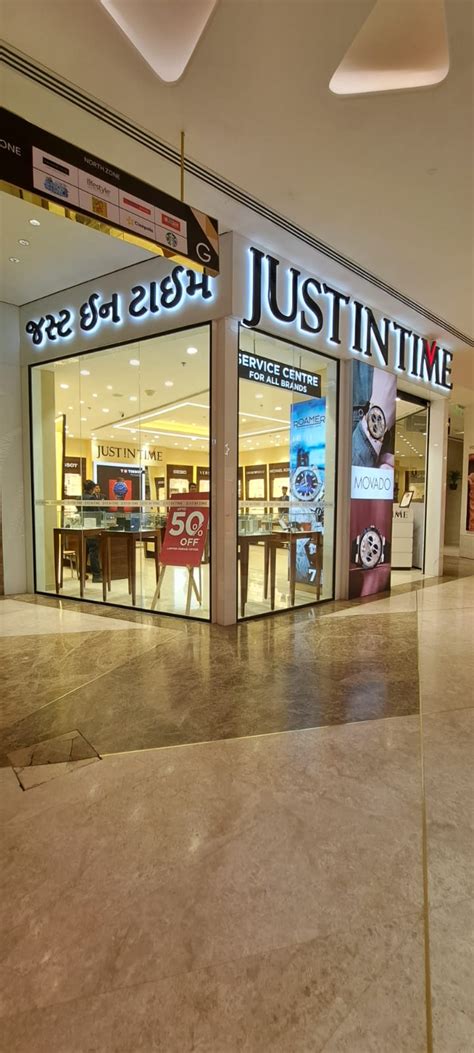 Premium Watch Shop in Ahmedabad | Just In Time