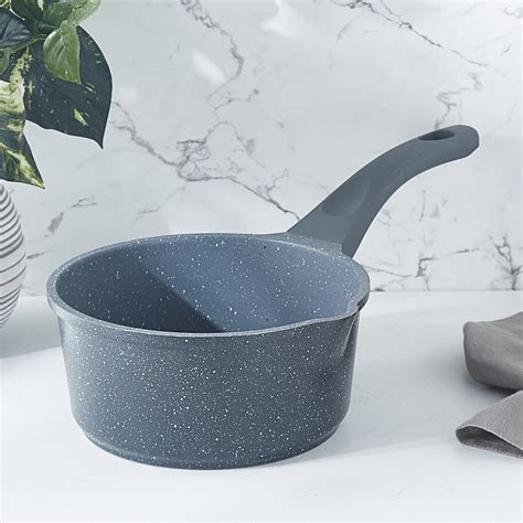 Buy Cooking Pots & Pans Online Starting @ Rs.199 | Home Centre