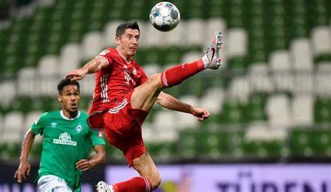 Barcelona makes offer to Bayern for Lewandowski- The Week