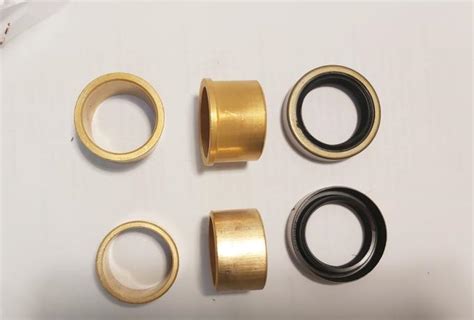 Triumph. BSA Fork Bush & Seal Kit 1964 - 1970 | BRITISH Only Austria ...