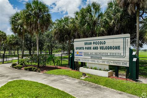 About Park Place, Pembroke Pines FL | HOAs, Reviews, Amenities - Homes.com