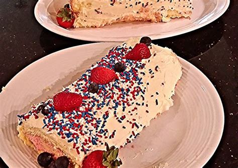 Vanilla Cake Roll Recipe by fenway - Cookpad