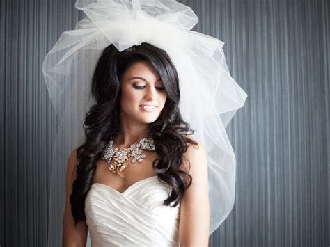 Elegant Christian Bridal Veil Designs For The Special Day!