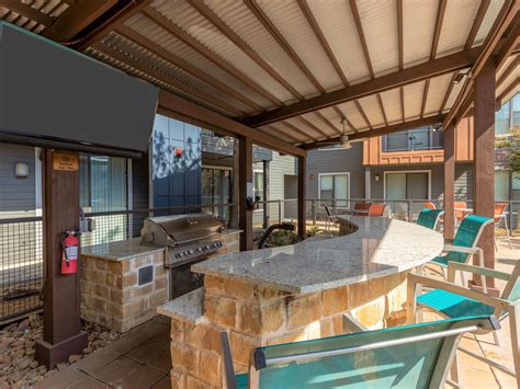 Photos of The Avery on Southwestern Apartments Dallas, TX