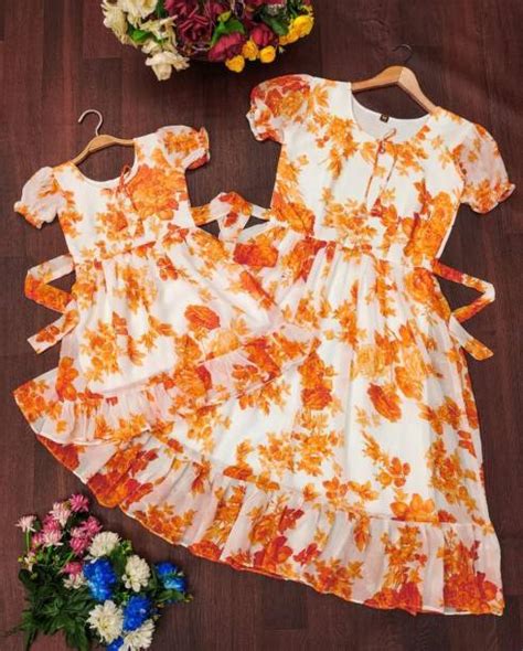Mom Daughter Dresses - Buy Mom Daughter Dresses online at Best Prices ...