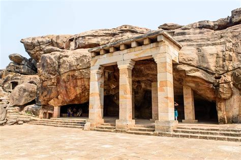 The Sanchi Stupa In Bhopal | History, Architecture and more