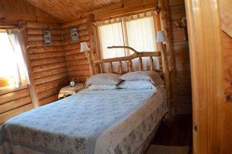 JOSSELYN'S GETAWAY LOG CABINS (Jefferson) - Campground Reviews, Photos ...