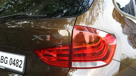 BMW-X1-2013-sDrive-1-8i-Exterior Car Photos - Overdrive