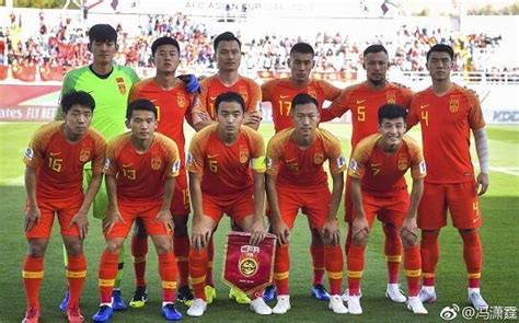 国足与泰国将在亚洲杯淘汰赛一较高下！国足首发阵容已浮出水面__凤凰网
