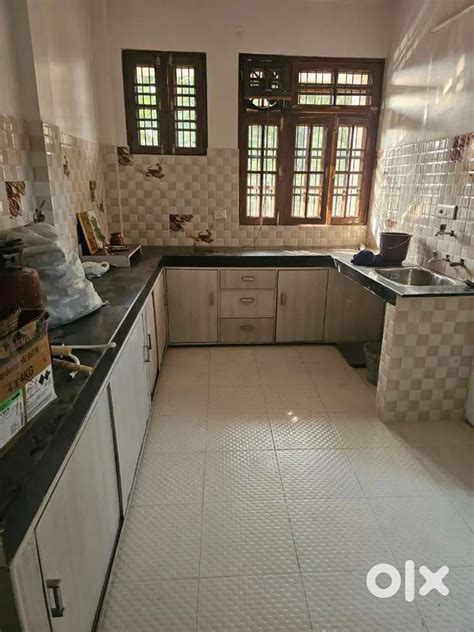 Park facing 3 BHK Spacious 1st Floor available for rent - For Rent ...