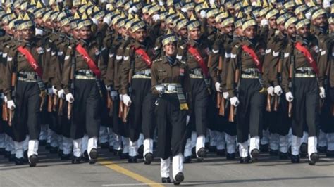 Defence Ministry clears maternity, child care leaves for women soldiers ...