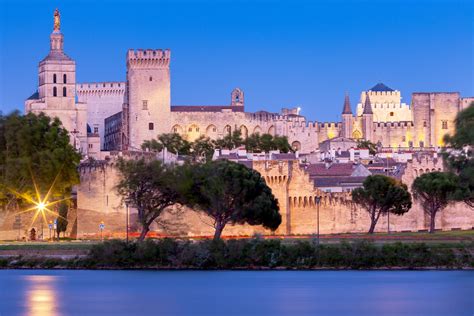 10 Best Places to Visit in Provence - What is Provence Most Famous For? - Go Guides