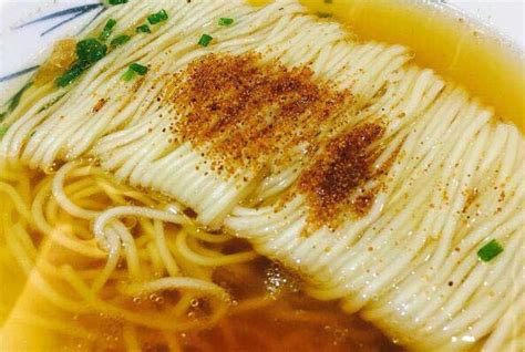 芜湖十大名小吃：虾子面、小笼汤包榜上有名_巴拉排行榜