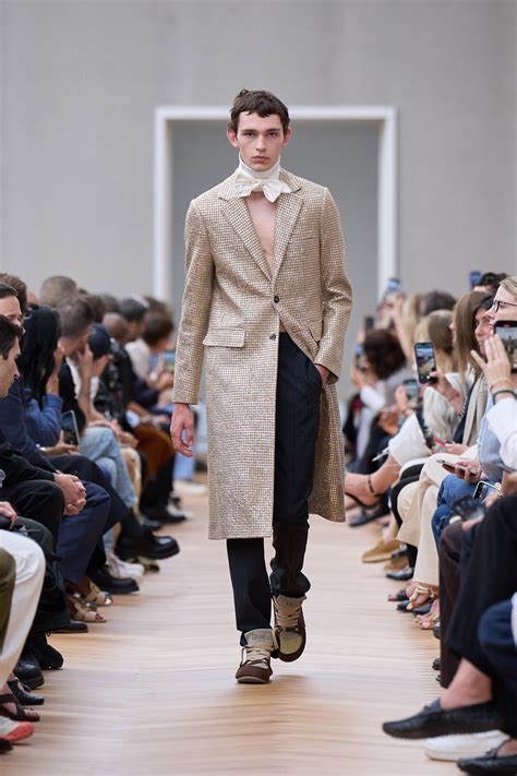 Summer 2026 Show - mens-fashion - Fashion & Accessories | DIOR