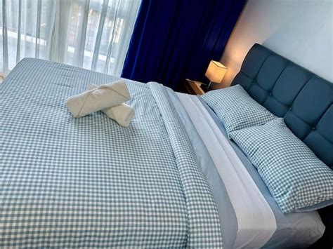 Cityscape Suite Saint Honoré 54sqm - sunrise view - Boutique hotels for ...