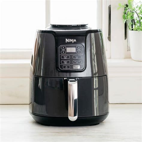 4 qt. Electric Black Air Fryer with Recipe Book India | Ubuy