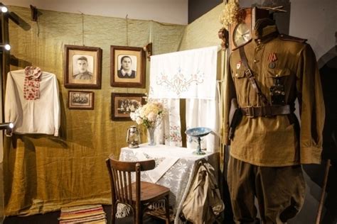Активисты из Пензы привезли в московский Музей Победы экспонаты времен ...