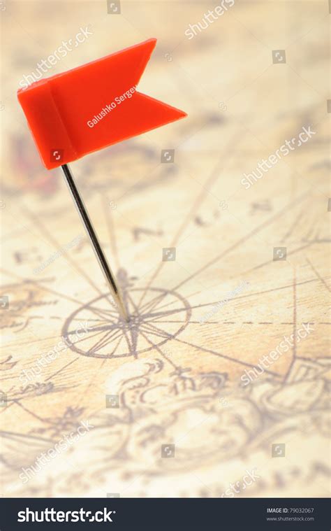 Old Map Pin 的图像结果