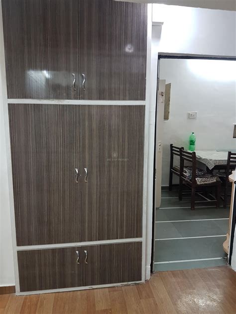 Flat-Apartment for Rent in Chinaibaug Society Ellis Bridge, Ahmedabad ...