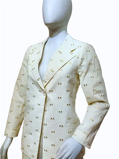 RITI RIWAZ – DressLand Global