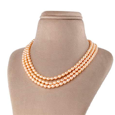 Shaded Pink Peachy Trio Freshwater Pearl Necklace