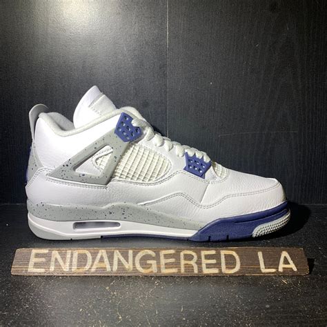Air Jordan 4 Midnight Navy