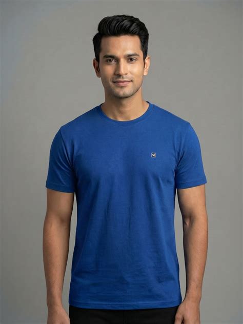 Men's Royal Blue Regular Fit Round Neck T-Shirt Crisper – ministerwhite.com