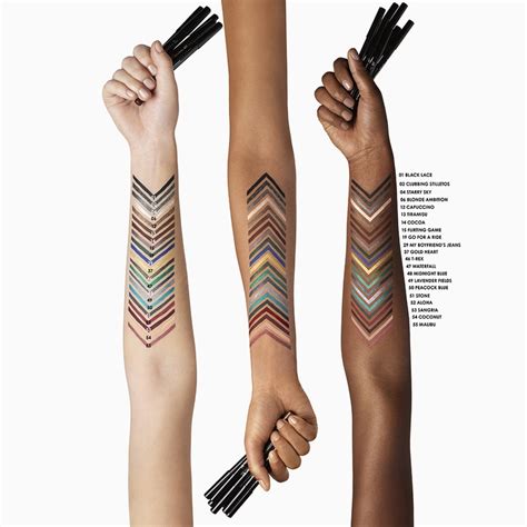 12HR Contour Eye Pencil • 15 Flirting Game